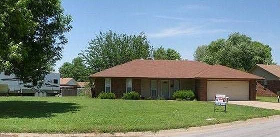 1st image of 3102 Highland Dr