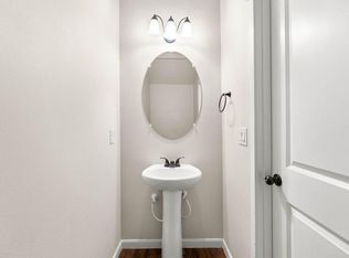 3302 N 3rd St, Ridgefield, WA 98642