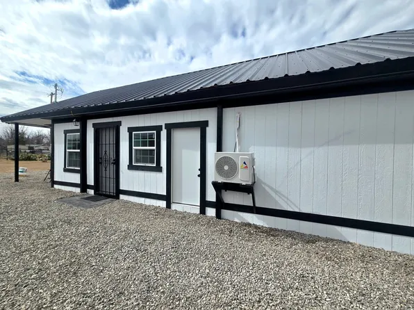 604 W Washington St, Hagerman, NM 88232