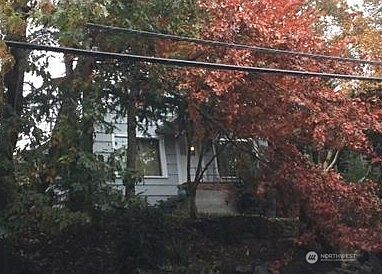 1st image of 3402 34 Avenue SE