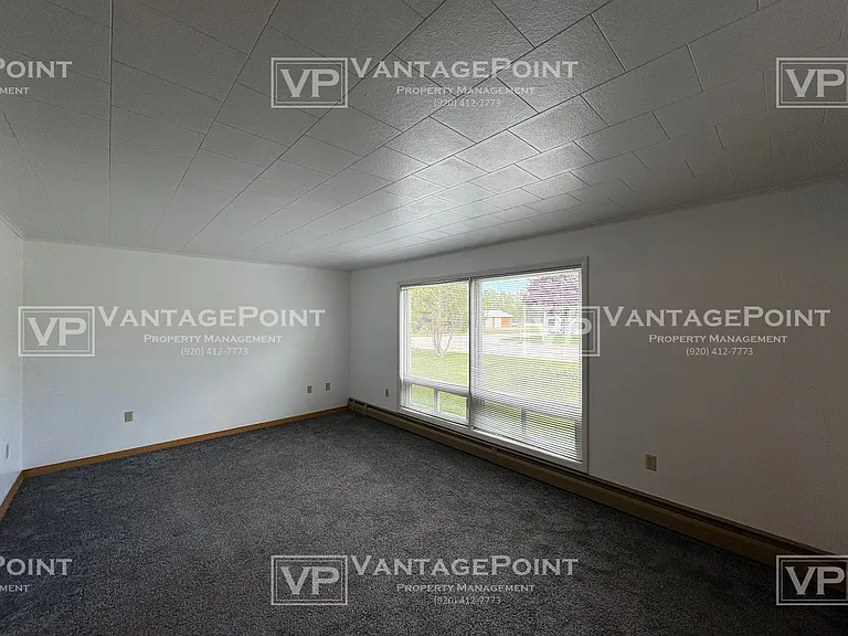 781 Thompson St #2 — Photo 8