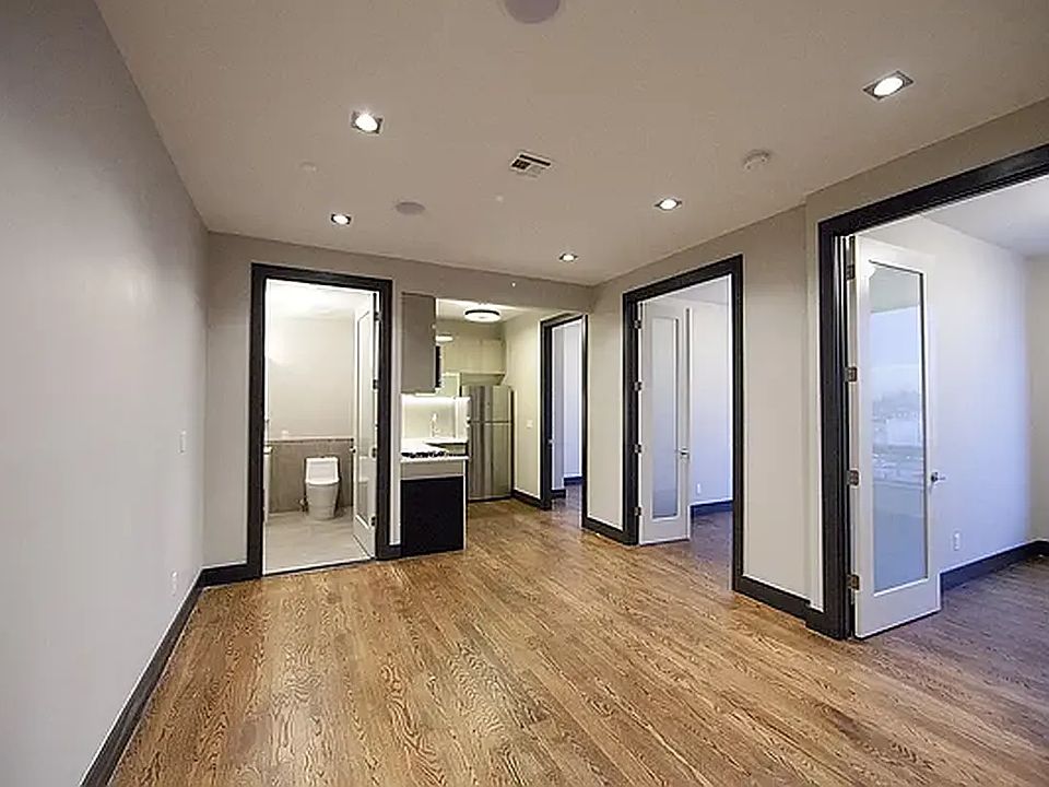 1st image of 867 Dekalb Ave APT 5A