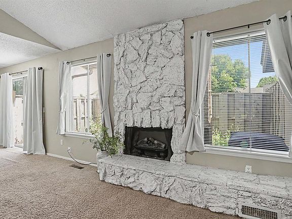 5th image of 9828 Hefner Village Pl