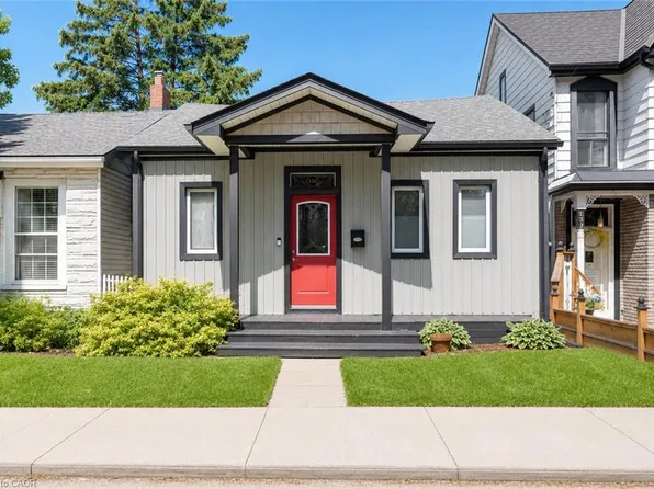 134 Erie Ave, Hamilton, ON L8N 2W8