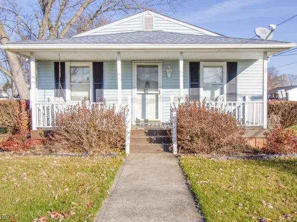 2985 Wayne St, Barberton, OH 44203