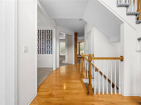 2nd image of 7248 Widmer St