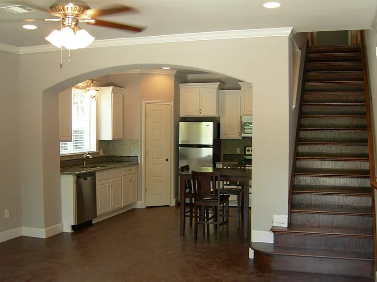 2815 Forest Park Blvd — Photo 7