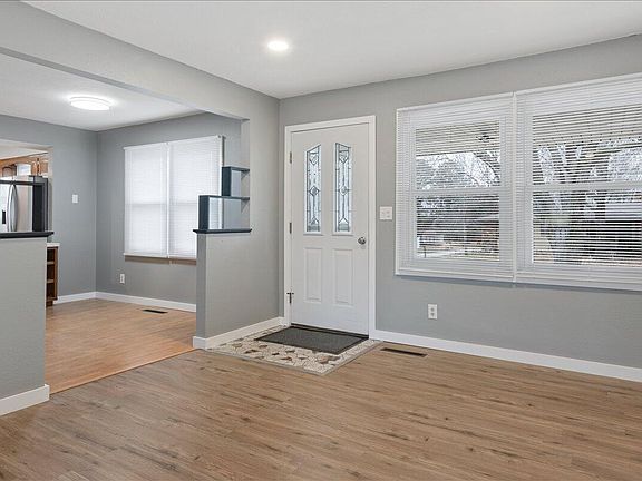 4th image of 84 S Rock Ridge Street