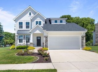 32811 Nature View Dr, New Carlisle, IN 46552