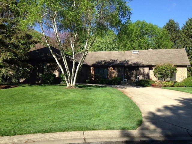 2nd image of 51221 Oak Hill Ct