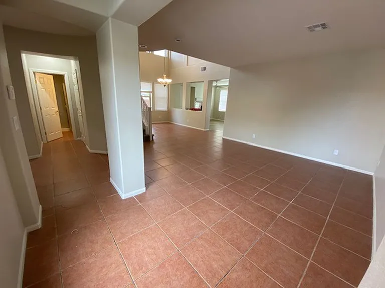 10509 Foggy Glen Ave — Photo 7
