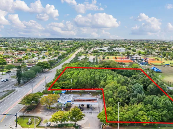 5121 N Pine Island Drive N, Sunrise, FL 33351