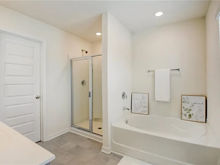 257 Bur Oak Bend Arch #1089433 — Photo 12