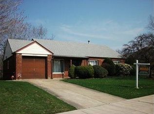 611 Willow Dr, Euclid, OH