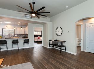 9 W Roma Dr, Tucson, AZ 85737