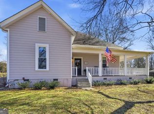 115 S Franklin St, Adairsville, GA