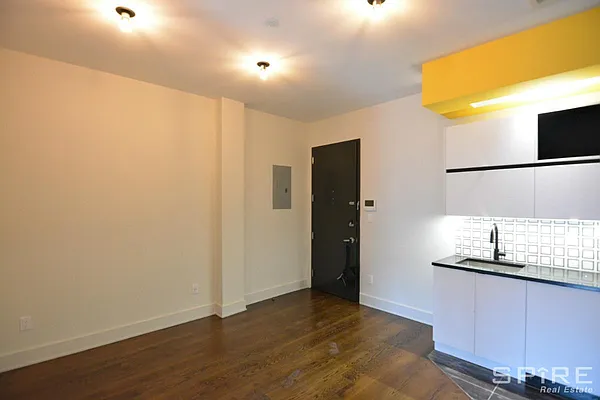 Rented by Spire Group | media 40