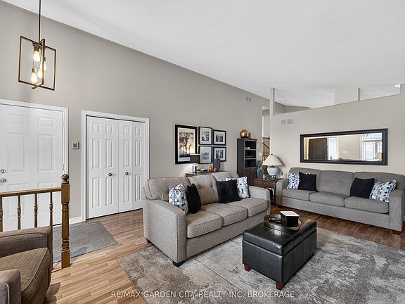 5th image of 7059 Parkside Rd