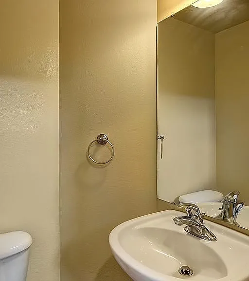 12324 33rd Ave NE #A — Photo 16