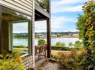 920 E Bay Dr NE UNIT 2D-102, Olympia, WA
