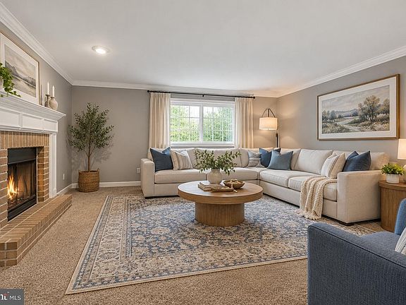 3rd image of 9 Cordell Dr