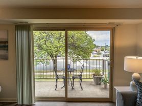 Windsor House Apartments