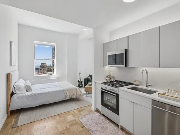 20 Exchange Place image 1 of 25