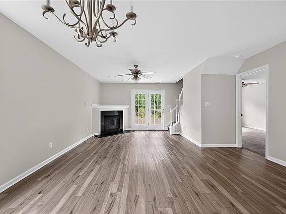 2nd image of 1120 Kinnan Dr