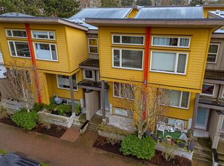 2733 Peatt Rd #105, Langford, BC V9B 3V2