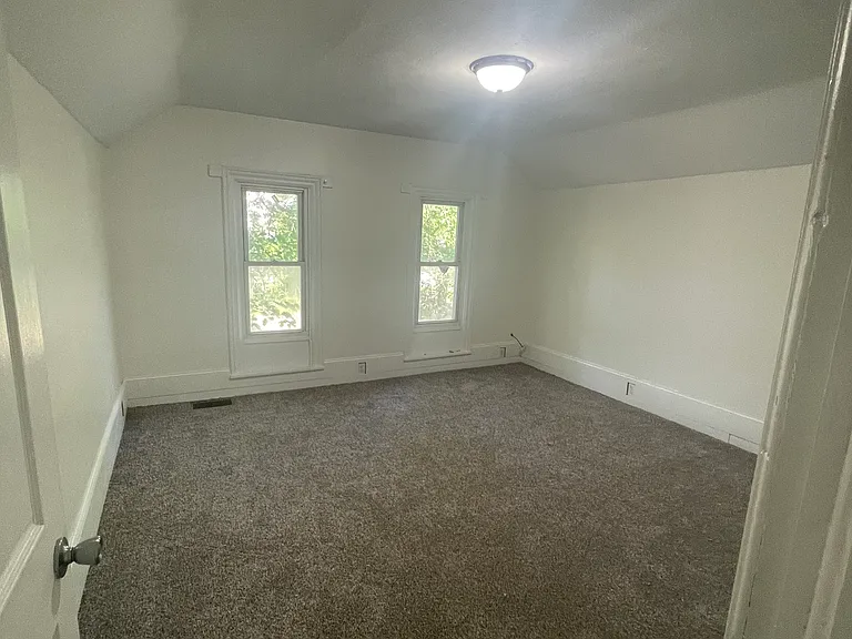 124 National Ave SW #1 — Photo 10