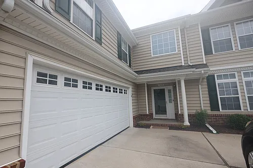 13444 High Gate Mews Photo 1