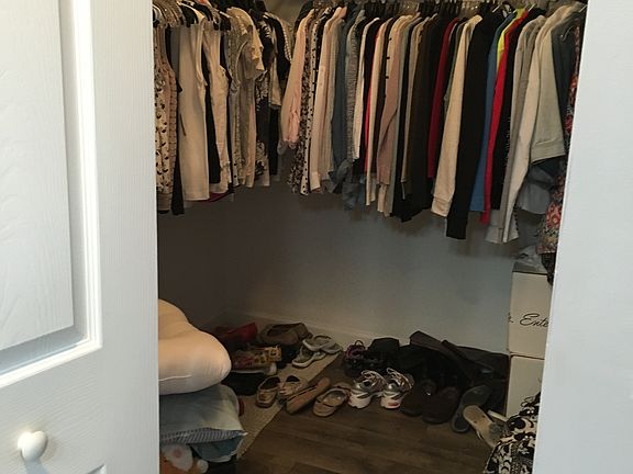 walk in closet