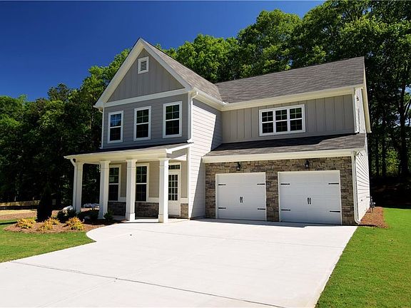 3rd image of 62 Towne Park Dr