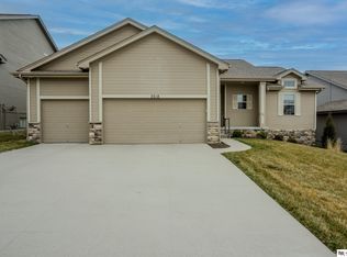 2618 N 167th St, Omaha, NE 68116