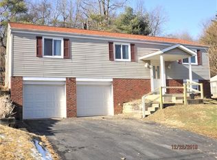 30 Buena Vista Dr, Delmont, PA