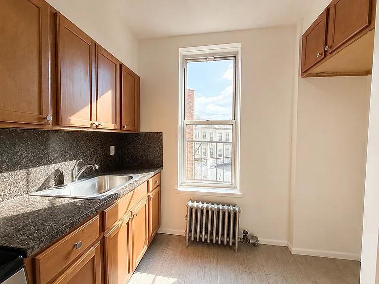 5802 Myrtle Ave #3A — Photo 14