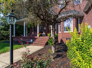 26 Cherokee Trl, Elkview, WV 25071