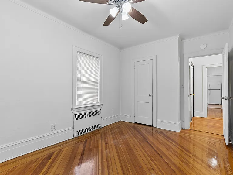 264 Laurelton Blvd #2 — Photo 14