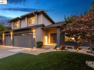 6280 Viewcrest Dr, Oakland, CA 94619