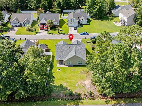 3rd image of 236 Clovis Circle