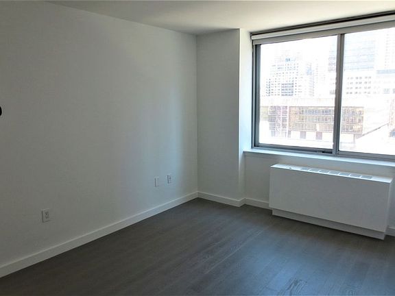 4th image of 101 W End Ave APT 12CC