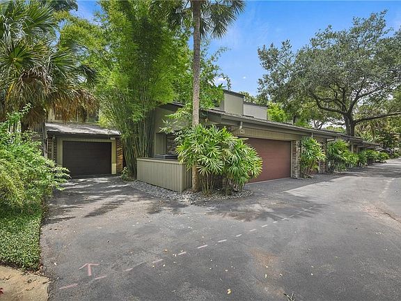 5th image of 552 S Osceola Ave #27