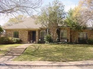 7401 Hundley Blvd, Dallas, TX 75231