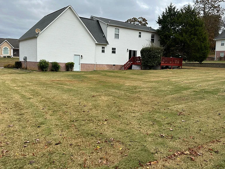 117 S Kelle Leanne Ln SW — Photo 2