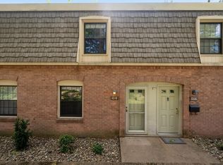 1018 Pennsbury Blvd, Pittsburgh, PA 15205