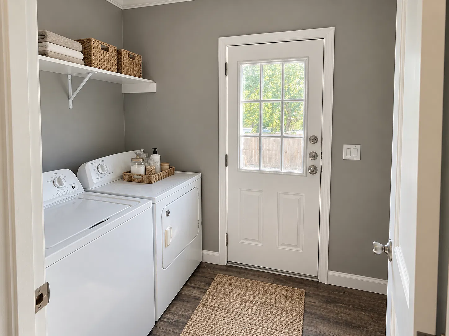 320 Mill St — Photo 4