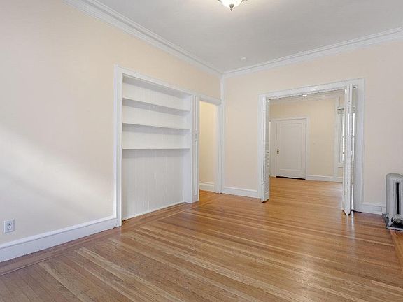 5th image of 581 14th Ave APT 4