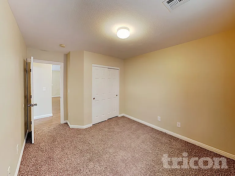 2771 Bridleton Ave — Photo 15