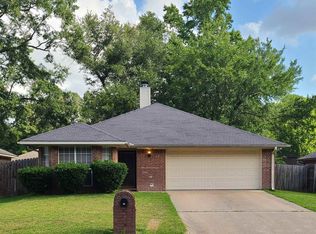 530 Frederick Cir, Flint, TX 75762