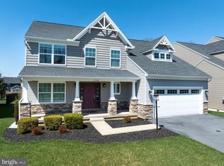 1734 Woodledge Dr, State College, PA